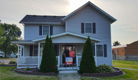 323 S Madison St, Cuba City Wi 53807, Buyers Broker
